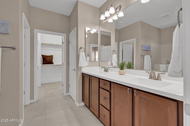 18106 W REDWOOD Lane, Goodyear, AZ 85338