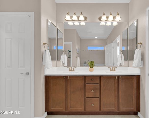 18106 W REDWOOD Lane, Goodyear, AZ 85338