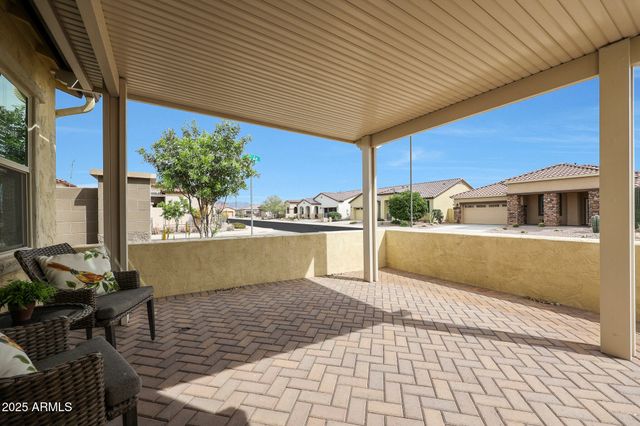 18106 W REDWOOD Lane, Goodyear, AZ 85338