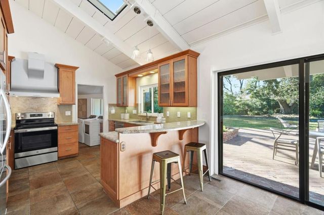 652 Rosewood Court, Los Altos, CA 94024