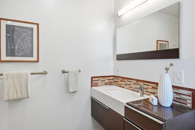 652 Rosewood Court, Los Altos, CA 94024