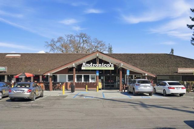 652 Rosewood Court, Los Altos, CA 94024