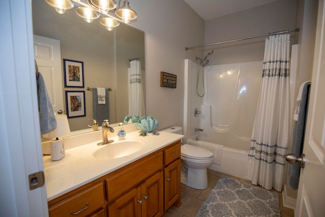 360 Persimmon Way, Harrodsburg, KY 40330