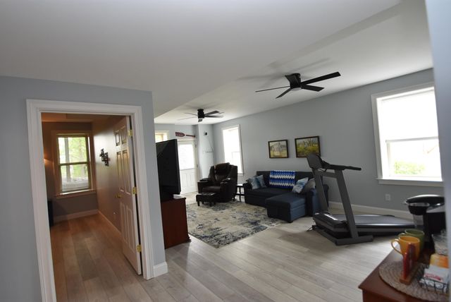 360 Persimmon Way, Harrodsburg, KY 40330
