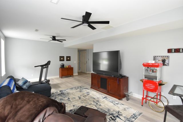 360 Persimmon Way, Harrodsburg, KY 40330