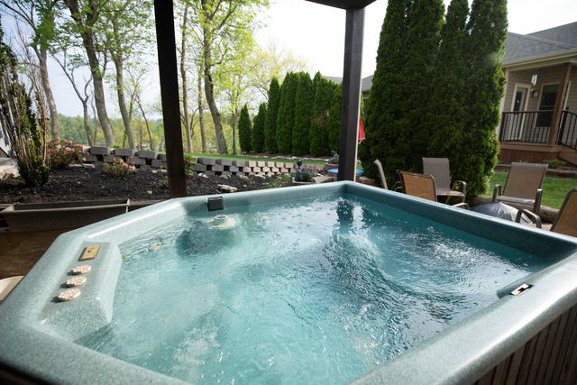 360 Persimmon Way, Harrodsburg, KY 40330