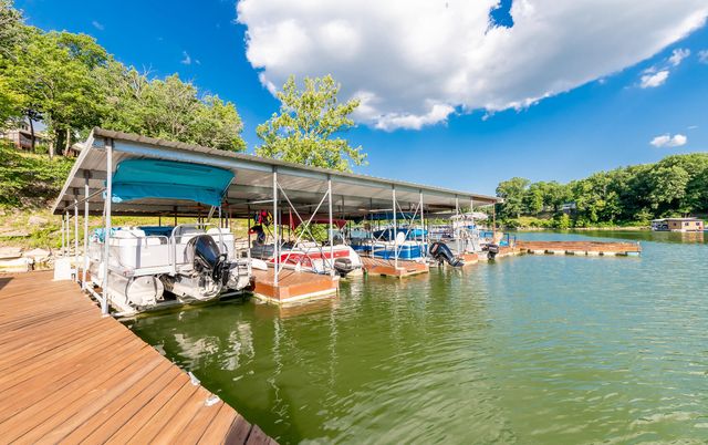 360 Persimmon Way, Harrodsburg, KY 40330