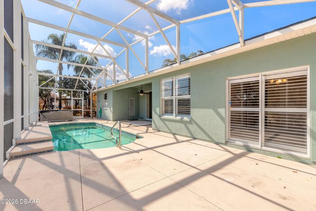 516 Nature Creek Lane, New Smyrna Beach, FL 32168