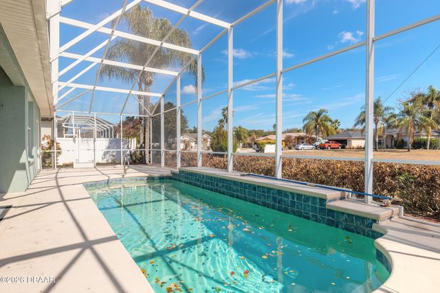 516 Nature Creek Lane, New Smyrna Beach, FL 32168