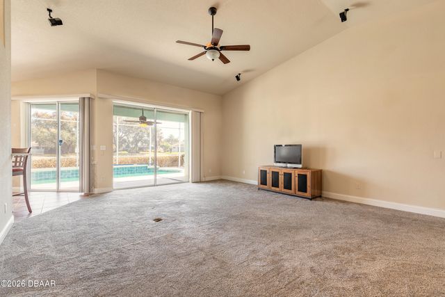 516 Nature Creek Lane, New Smyrna Beach, FL 32168