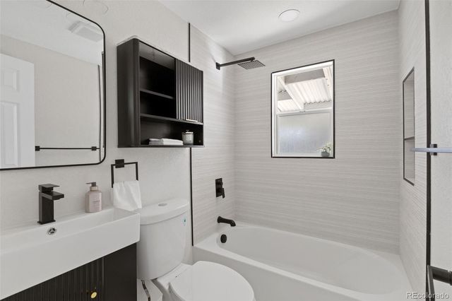 5423 Saulsbury Court, Arvada, CO 80002