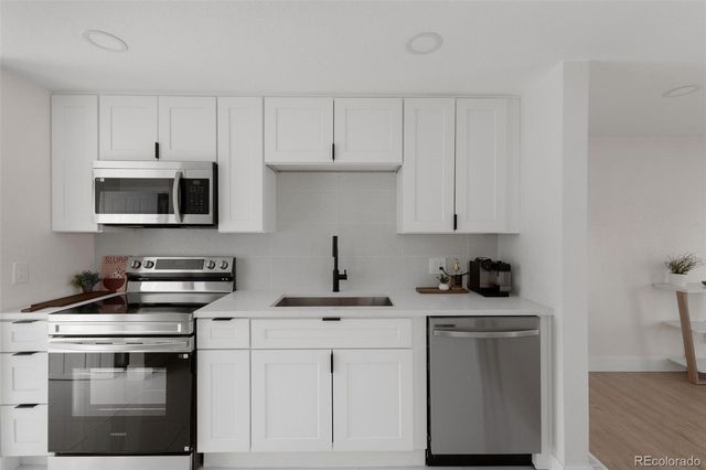 5423 Saulsbury Court, Arvada, CO 80002