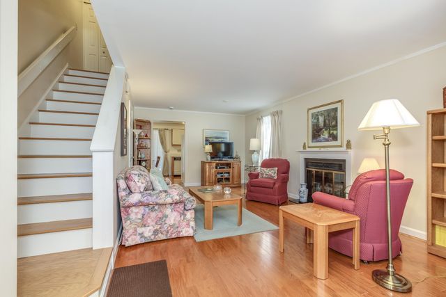 54 NE Village Road, Concord, NH 03301