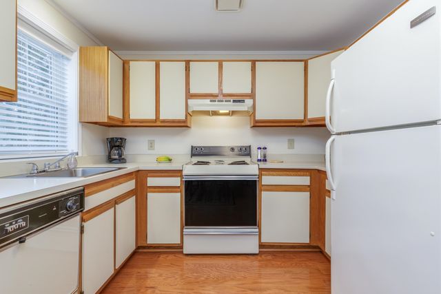 54 NE Village Road, Concord, NH 03301