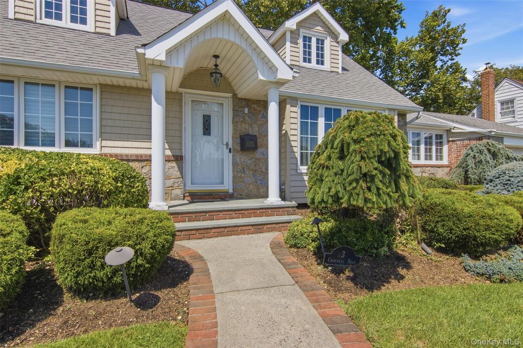 3 Cromwell Road, Carle Place, NY 11514 — photo 5