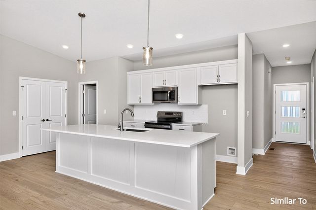 615 NW Atlas Lane, Waukee, IA 50263