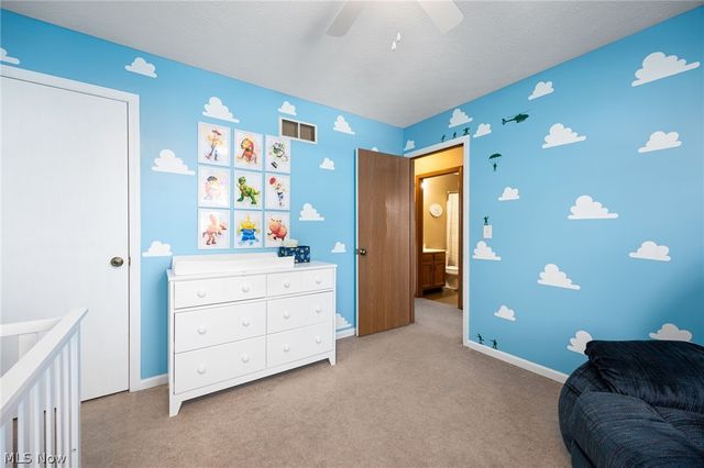 67 25th Street NW, Barberton, OH 44203