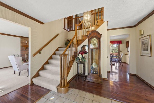 626 Retreat Lane N, Powell, OH 43065