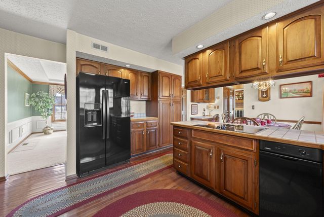 626 Retreat Lane N, Powell, OH 43065