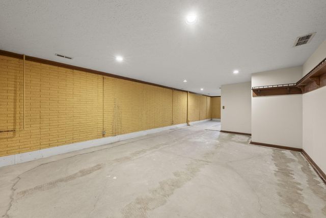 626 Retreat Lane N, Powell, OH 43065