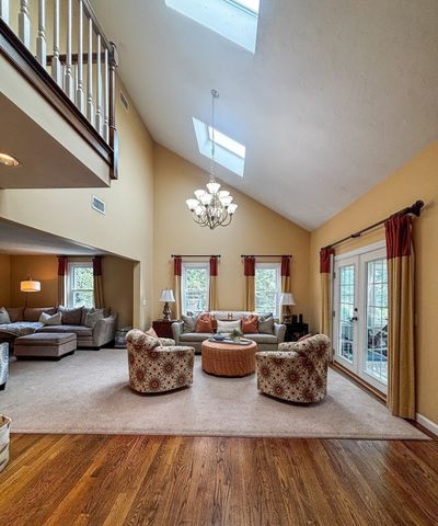 10 Stoneybrook Drive, Bridgewater, MA 02324