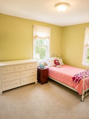 10 Stoneybrook Drive, Bridgewater, MA 02324