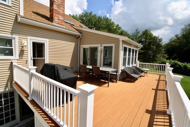 10 Stoneybrook Drive, Bridgewater, MA 02324