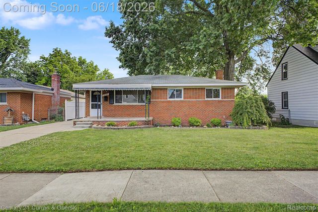 29192 James Street, Garden City, MI 48135