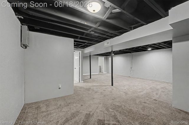 29192 James Street, Garden City, MI 48135