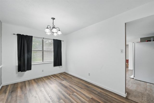 7015 Forestview Drive, Arlington, TX 76016