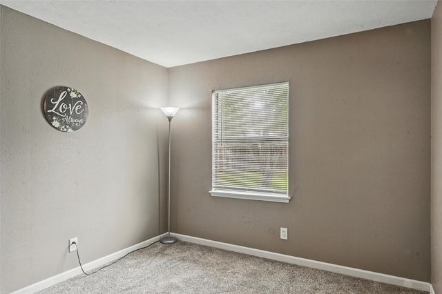 7015 Forestview Drive, Arlington, TX 76016