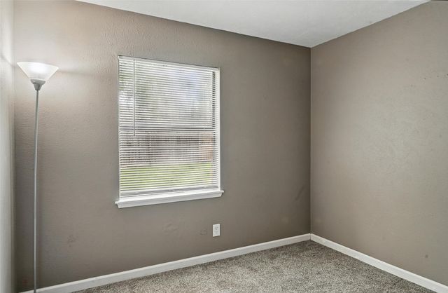 7015 Forestview Drive, Arlington, TX 76016