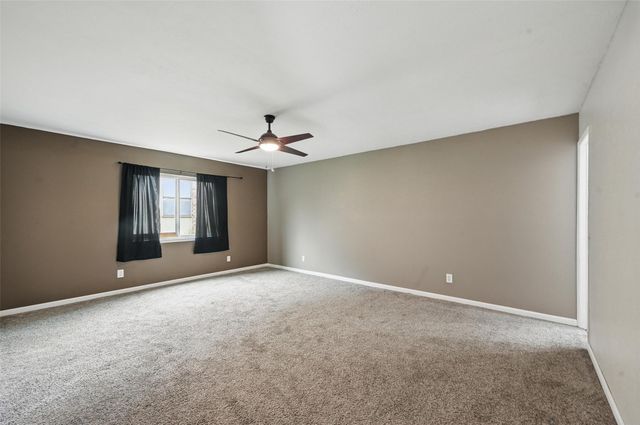 7015 Forestview Drive, Arlington, TX 76016
