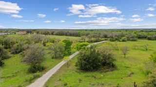 725 S Reno Road S, Reno, TX 76082