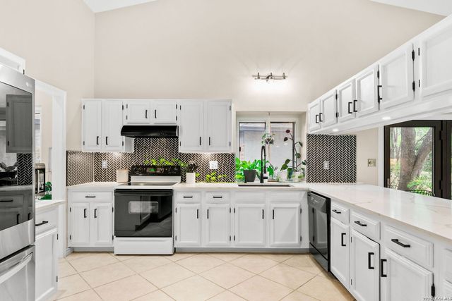 14139 Day Star St, San Antonio, TX 78248