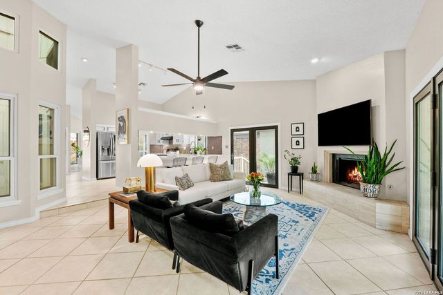 14139 Day Star St, San Antonio, TX 78248