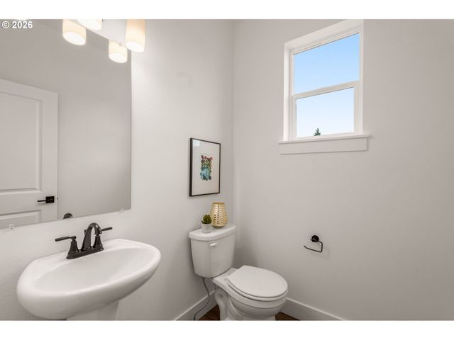 19861 Sw Lou Ln, Beaverton, OR 97007