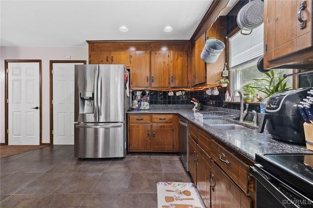 7115 Conifer Rd, Chesterfield, VA 23237