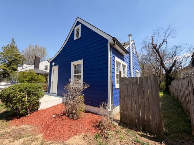 741 Gracey Ave, Clarksville, TN 37040