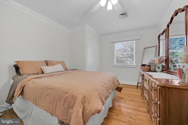 2377 STALLION DR, Auburn, PA 17922