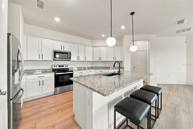 2121 MALBEC COURT, Minneola, FL 34715