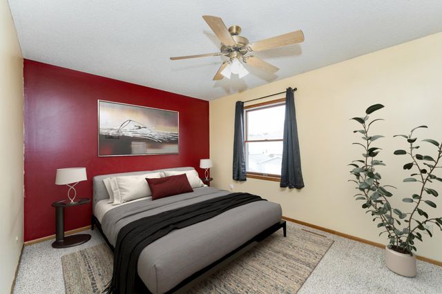 2855 24th Street NW, Rochester, MN 55901