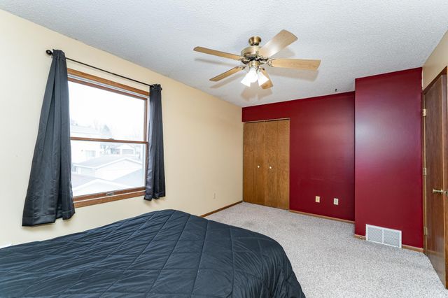 2855 24th Street NW, Rochester, MN 55901