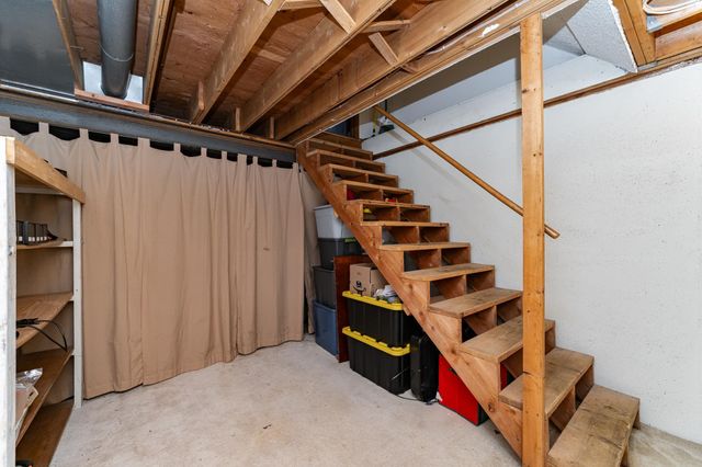 2855 24th Street NW, Rochester, MN 55901