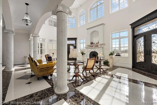 68050 Hillside Lane, Washington, MI 48095