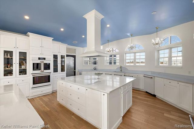 68050 Hillside Lane, Washington, MI 48095