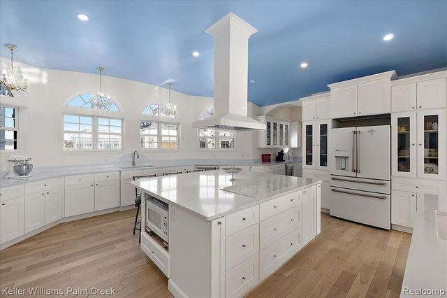 68050 Hillside Lane, Washington, MI 48095