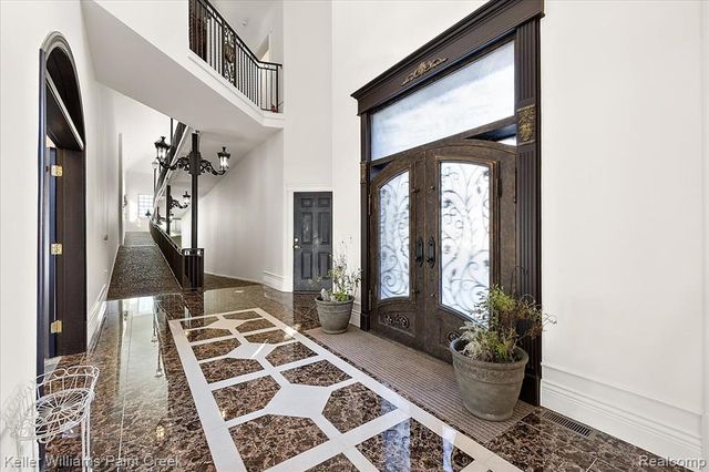 68050 Hillside Lane, Washington, MI 48095