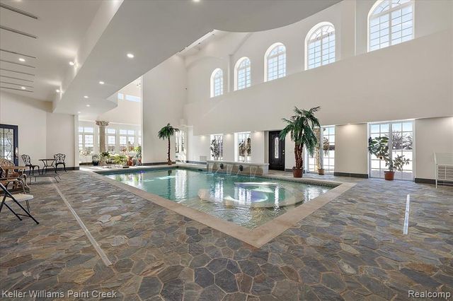 68050 Hillside Lane, Washington, MI 48095