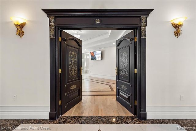 68050 Hillside Lane, Washington, MI 48095